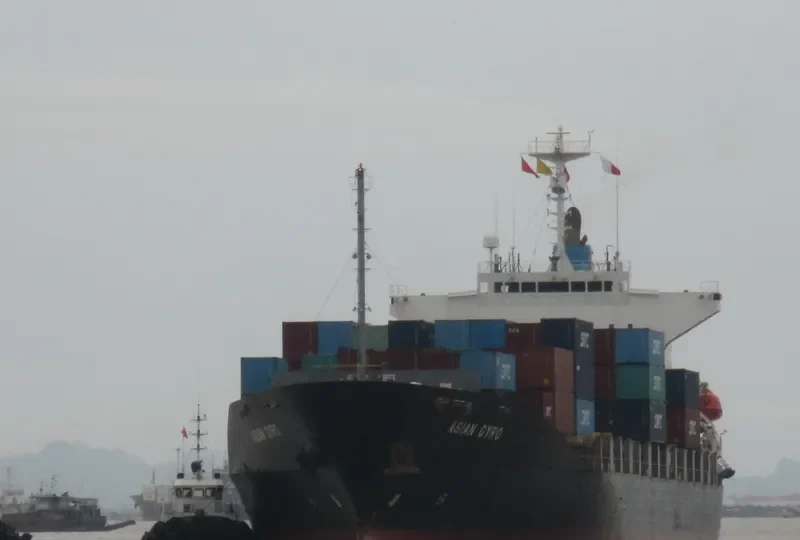 HAIAN TIME Container Ship IMO 9245158 photo 7