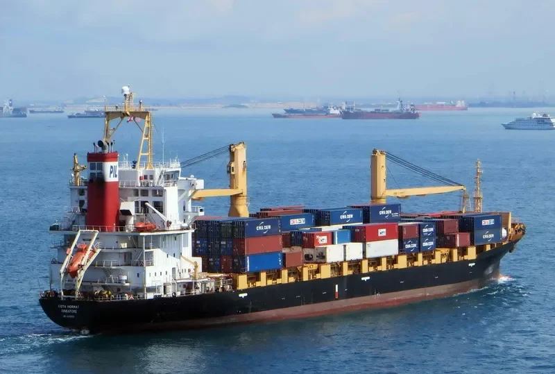 KOTA HORMAT Container Ship IMO 9245225 photo 2