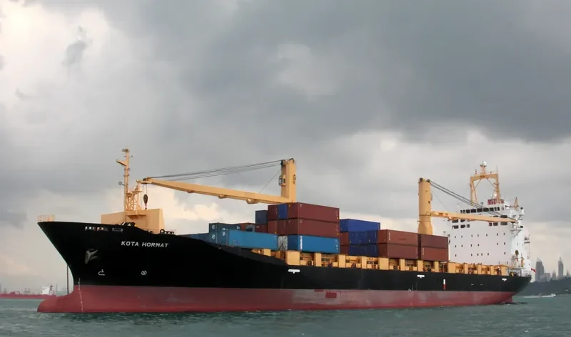 KOTA HORMAT Container Ship IMO 9245225 photo 9