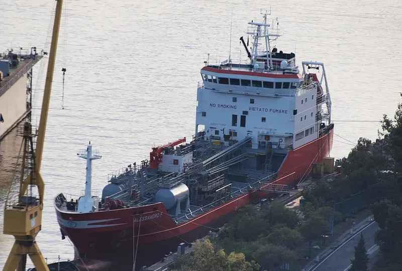 ALESSANDRO F Tanker IMO 9245378 photo 2
