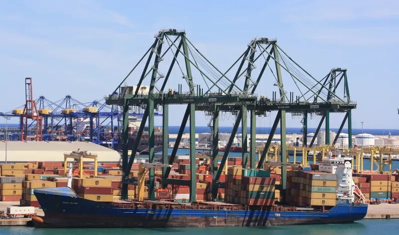 MAREN Container Ship IMO 9245677 photo 5