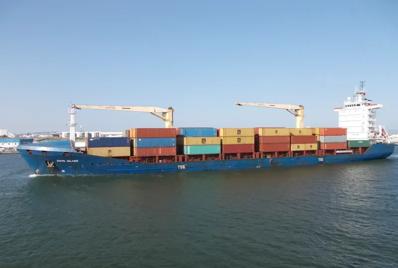 MAREN Container Ship IMO 9245677 photo 7