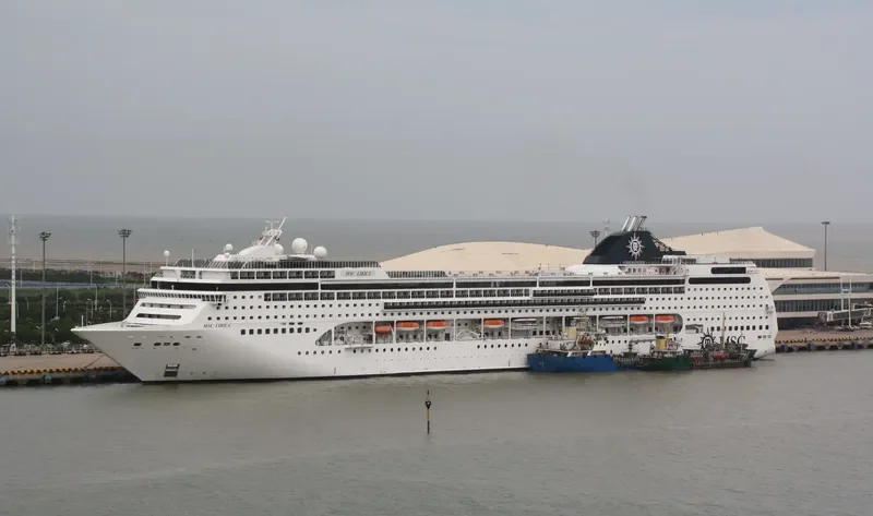 MSC LIRICA Passenger Ship IMO 9246102 photo 4