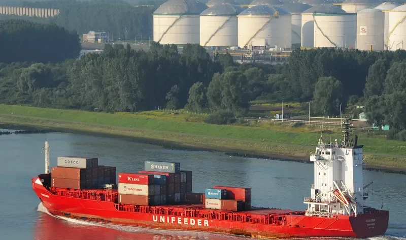 SASCO AVACHA Container Ship IMO 9246140 photo 2