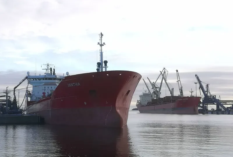 XANTHIA Tanker IMO 9246152 photo 5