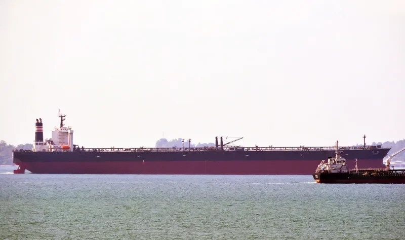 TSURUSAKI Tanker IMO 9246281 photo 2
