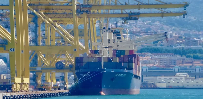 E.R.ELSFLETH Container Ship IMO 9246346 photo 8