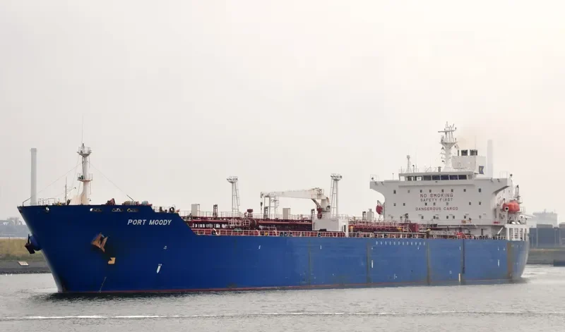GREEN LAND Tanker IMO 9246449 photo 7