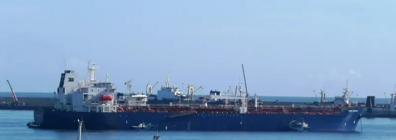 GREEN LAND Tanker IMO 9246449 photo 9