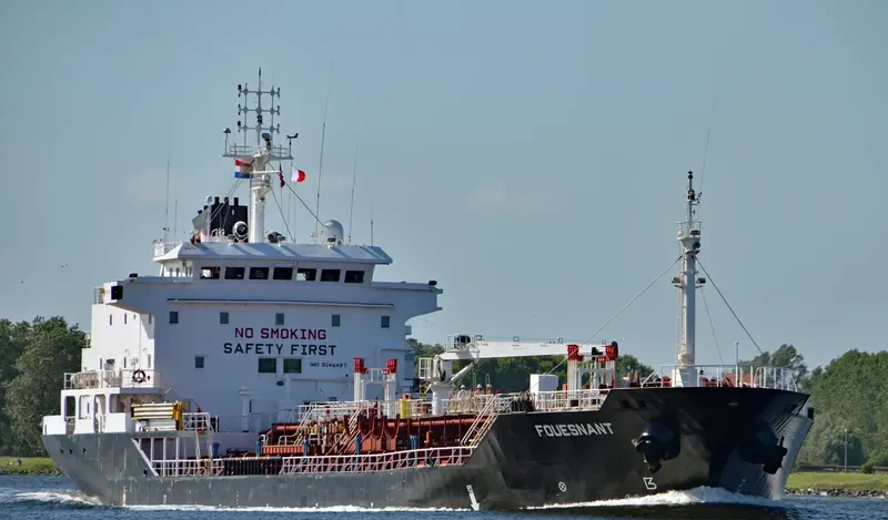 J M A Tanker IMO 9246487 photo 2