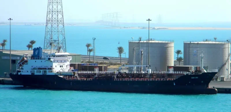 J M A Tanker IMO 9246487 photo 8