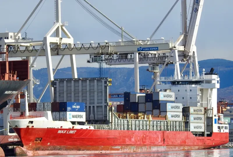 PACIFIC GENEVA Container Ship IMO 9246542