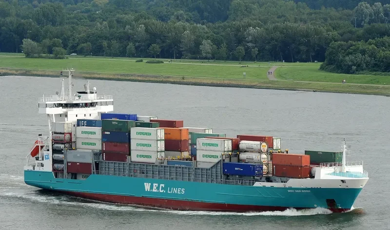 WEC VAN GOGH Container Ship IMO 9246566 photo 3