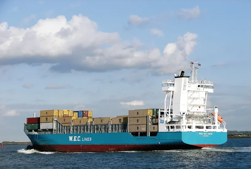 WEC VAN GOGH Container Ship IMO 9246566 photo 8