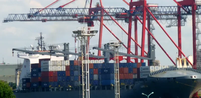 LUTETIA Container Ship IMO 9246695 photo 2