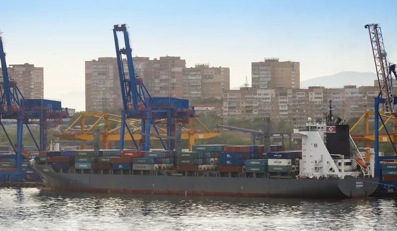 MINNA Container Ship IMO 9246712 photo 2