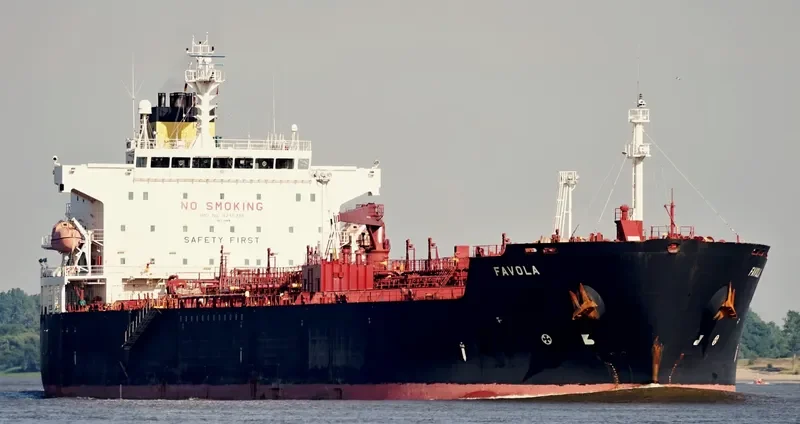 FAVOLA Tanker IMO 9246786 photo 10