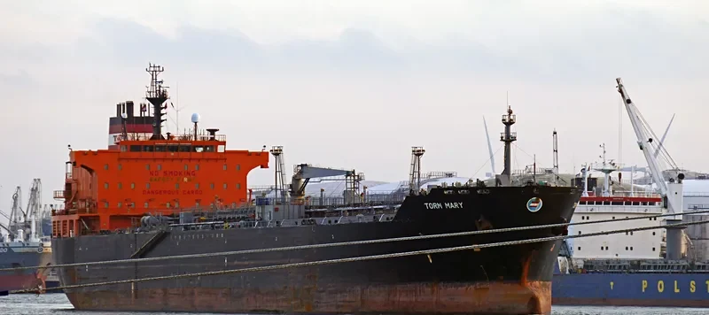 PEACE ENVOY Tanker IMO 9246798 photo 3