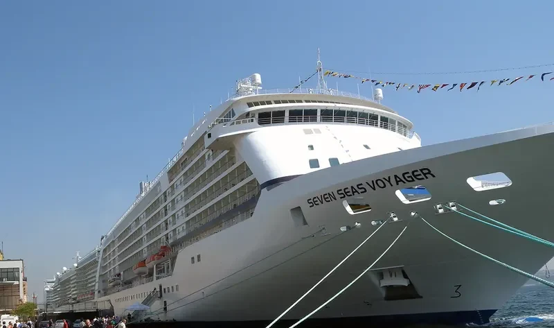 SEVEN SEAS VOYAGER Passenger Ship IMO 9247144 photo 7