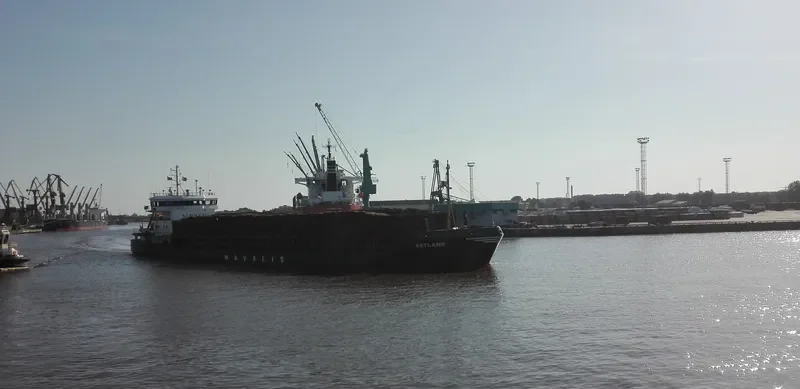 ESTLAND General Cargo IMO 9247314 photo 6