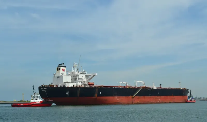 EASTERN PRIDE Tanker IMO 9247431 photo 2