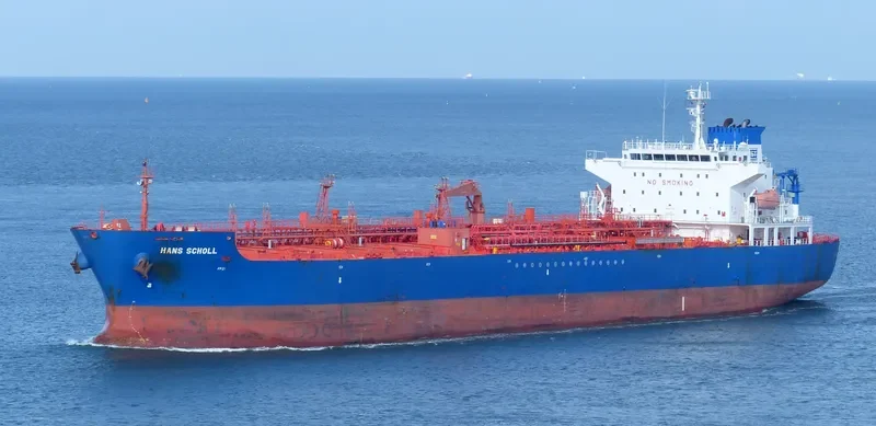 HANS SCHOLL Tanker IMO 9247508 photo 4