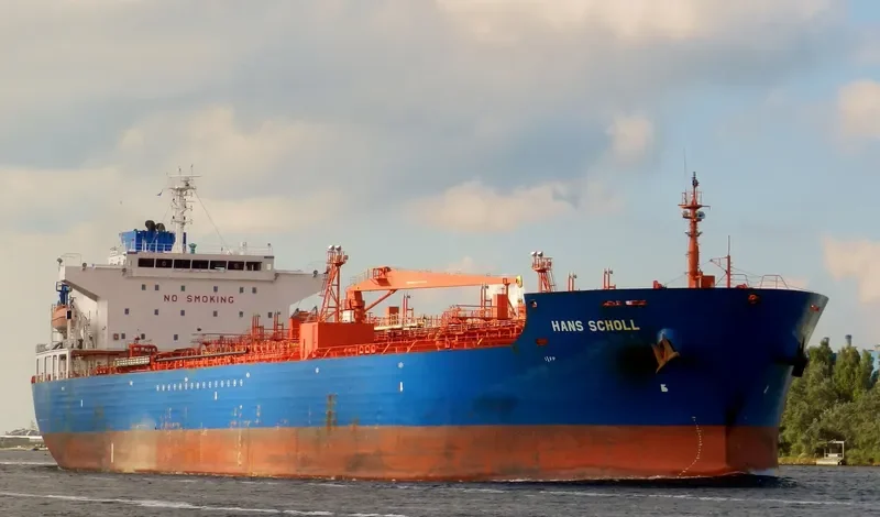HANS SCHOLL Tanker IMO 9247508 photo 5
