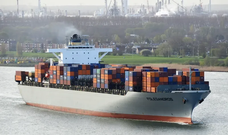 FOLEGANDROS Container Ship IMO 9247560 photo 6