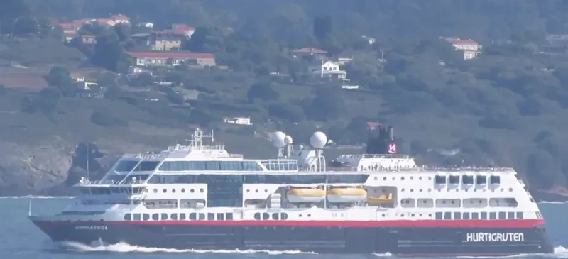 MAUD Passenger Ship IMO 9247728 photo 4