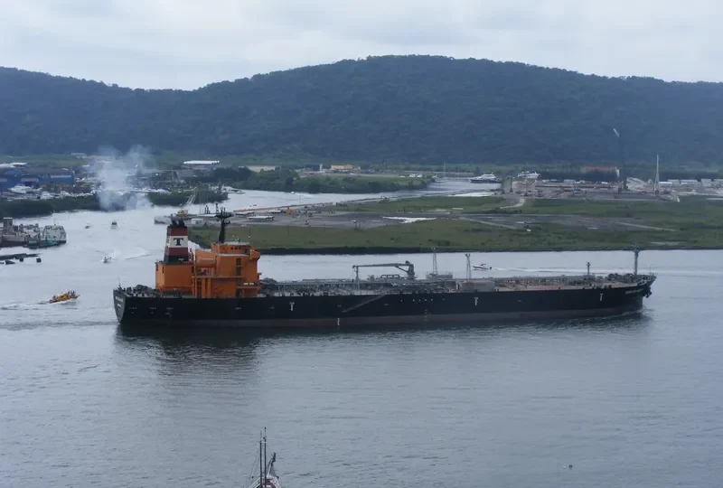 IRIS Tanker IMO 9247778 photo 8