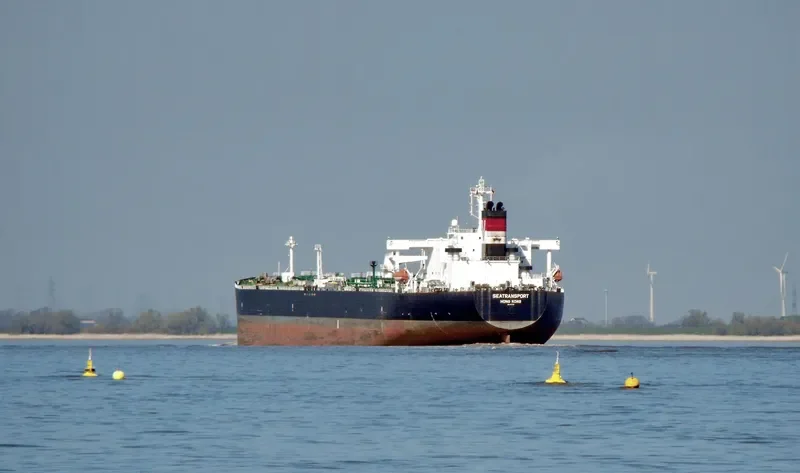 VOYAGER I Tanker IMO 9247821 photo 5
