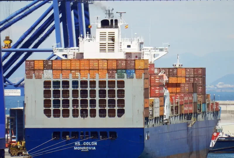HS COLON Container Ship IMO 9248083 photo 4