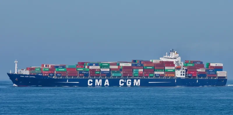 CMA CGM EIFFEL Container Ship IMO 9248112 photo 5