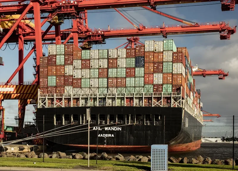 LISBON Container Ship IMO 9248148 photo 2