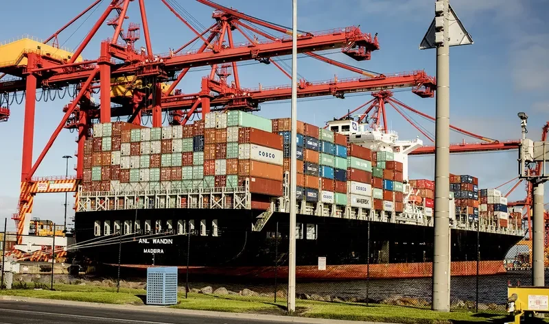 LISBON Container Ship IMO 9248148 photo 3