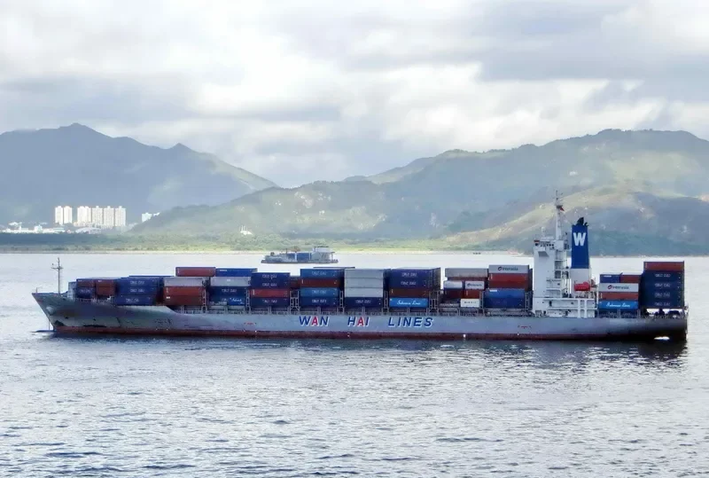 WAN HAI 311 Container Ship IMO 9248681 photo 9