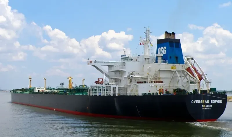 PETROGARUDA Tanker IMO 9248837 photo 10