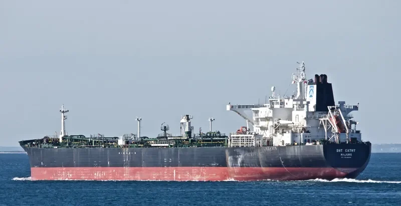 BULL DAMAI 1 Tanker IMO 9248849 photo 5