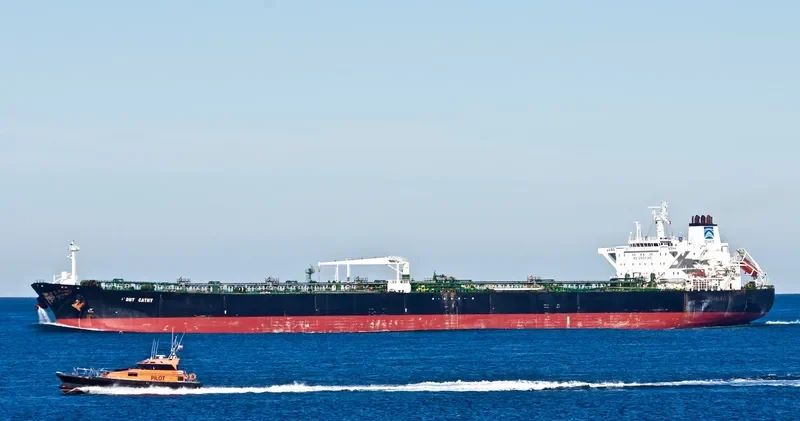 BULL DAMAI 1 Tanker IMO 9248849 photo 6