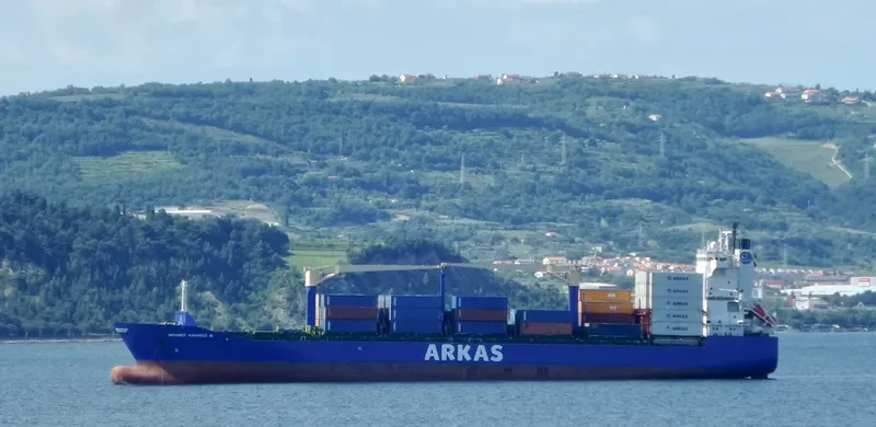 MEHMET KAHVECI A Container Ship IMO 9248916 photo 5