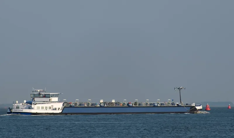 CAYENNE Tanker IMO 9249051