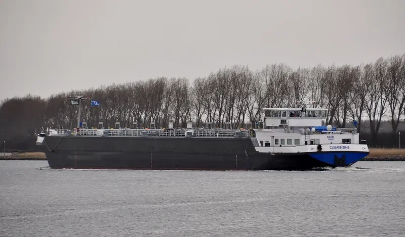 CAYENNE Tanker IMO 9249051 photo 4