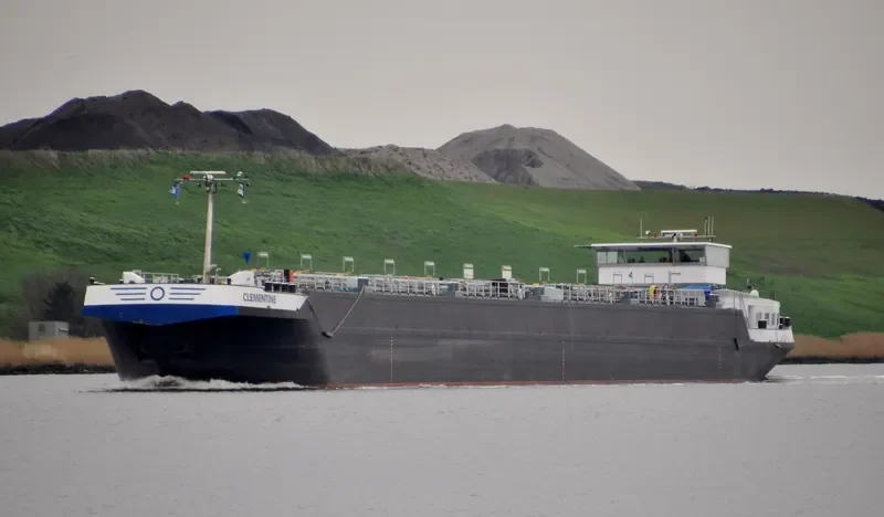 CAYENNE Tanker IMO 9249051 photo 5