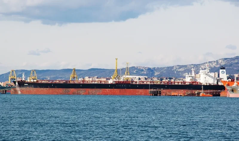 KRITI DIAMOND Tanker IMO 9249075 photo 10