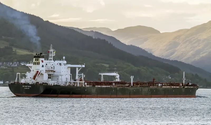 EUROGLORY Tanker IMO 9249087 photo 6