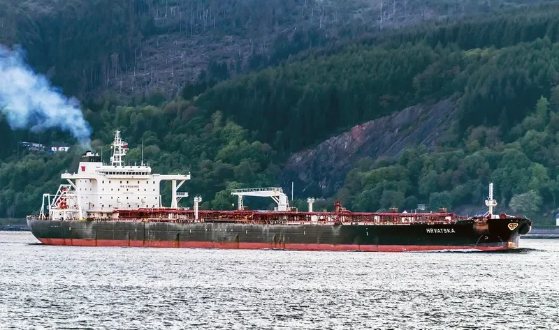 EUROGLORY Tanker IMO 9249087 photo 7