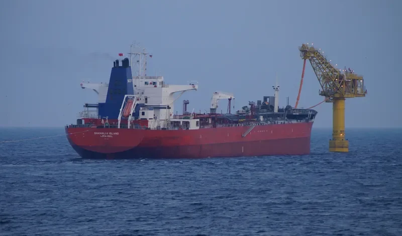 SAKHALIN ISLAND Tanker IMO 9249128 photo 3