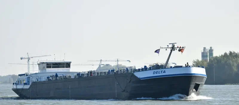 DELTA Tanker IMO 9249881
