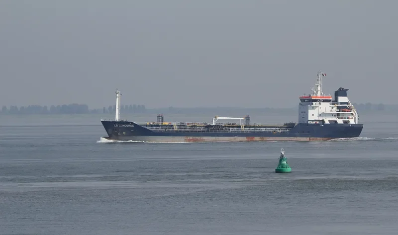 LS CONCORDE Tanker IMO 9250050 photo 4