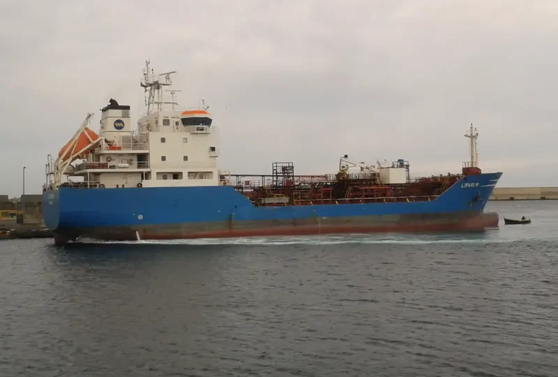 IPARI M Tanker IMO 9250074 photo 9